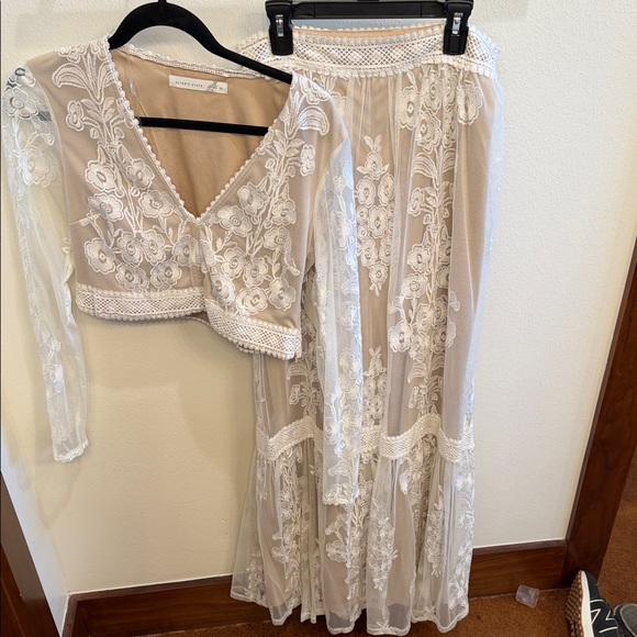 Altar’d State Arissa Set - Picture 2 of 7